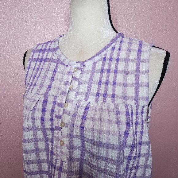 LOFT | Sleeveless Top Medium - Picture 3 of 7